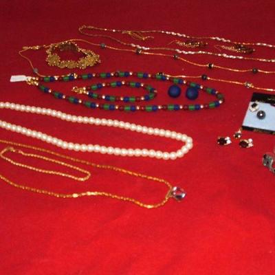 Lot of Estate  Jewelry