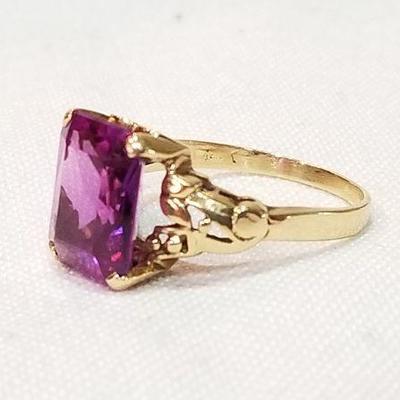 14k Ring. Inv# 9