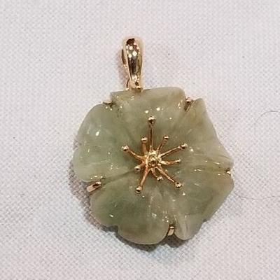 14k Jade pendant