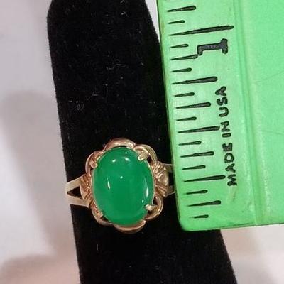 Gold and Jade ring. Inv#5