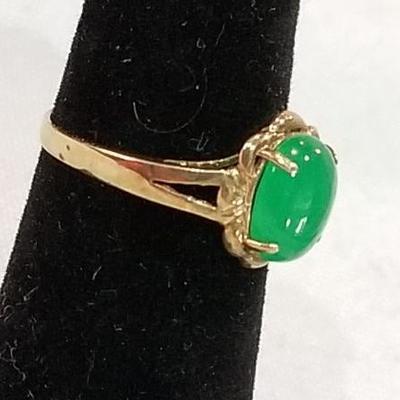Gold and Jade ring. Inv#5