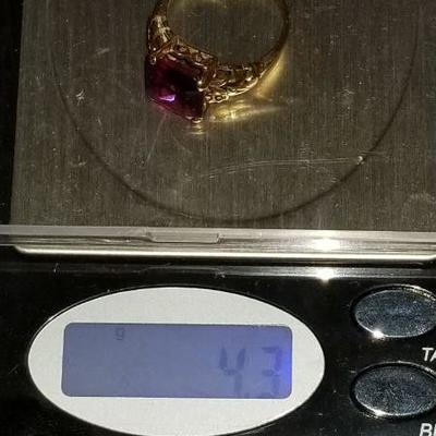 14k Ring. Inv# 9