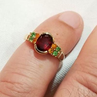 14k yellow gold, 3.2 grams gemstone ring