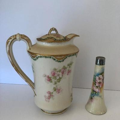 028: Havilana France Tea Pot and Doris LeRoux Pepper Shaker