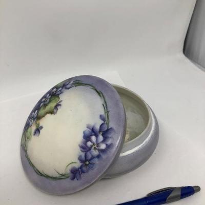 032: Lady's Lavender Bath Set