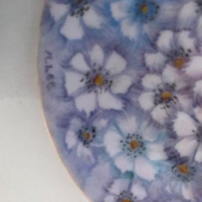 032: Lady's Lavender Bath Set