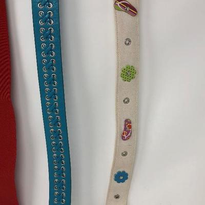 189: Assorted Womens Belts 