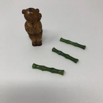 167:  Assortments of Chinese Trinkets