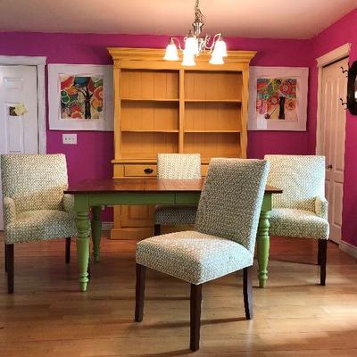 001:  Ethan Allen Dining  Set With 4 Upholstered chairs