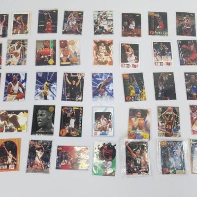 37 Rookie/College Basketball Cards