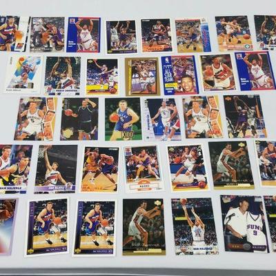 35 Basketball Cards: Dan Majerle (14) Jason Kidd (6) Kevin Johnson (15)