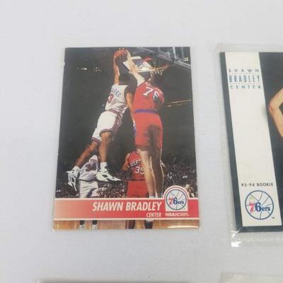 Basketball Cards, Qty 19: Shawn Bradley (5) & Keith Van Horn (14)