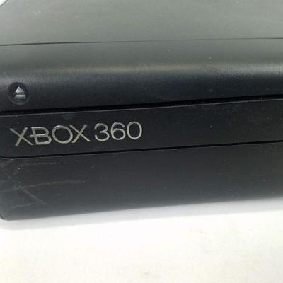 Xbox 360 with Controller & Rechargeable Battery Charge Base. Tested, Works