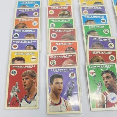 Fleer Tradition Basketball Cards from 2000-2001, Qty 35