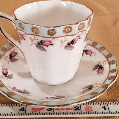 Box Lot of Tea/Coffee Cups