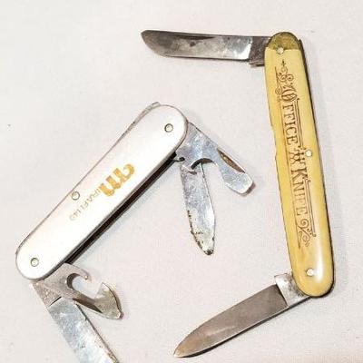 Mixed pocket knife lot.