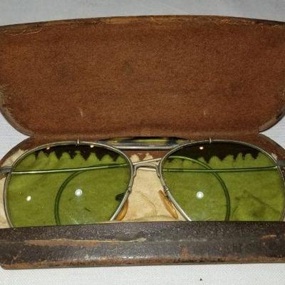 Vintage Aviator sunglasses