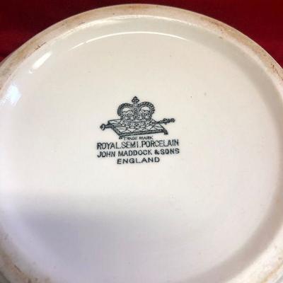 Lot 37 - John Madoxx & Sons England Porcelain Chamber pot