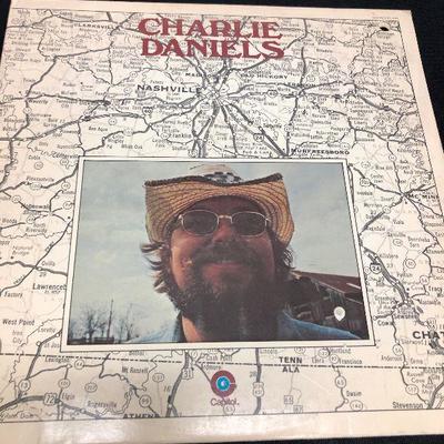 Lot 6 Albums (5) Mixed Country Eddie Rabbit and Charlie Daniels 