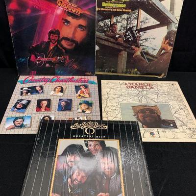 Lot 6 Albums (5) Mixed Country Eddie Rabbit and Charlie Daniels 