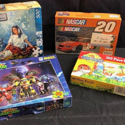 Lot of 4 puzzles 