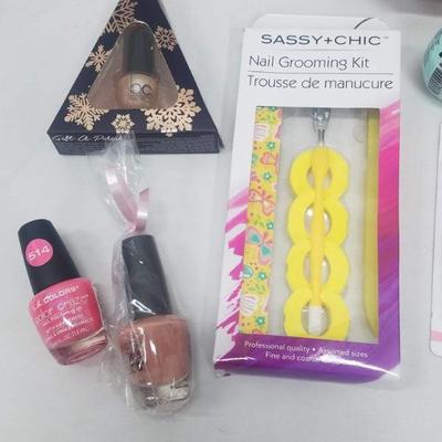 Misc Kids Beauty Items: 2 Makeup Bags, Nail Care, Makeup, Soap - New