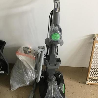 Hoover heated Carpet Cleaner-Pick Up Only