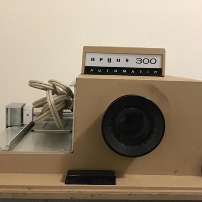 Argus 300 sSlide Projector- Pick Up Only