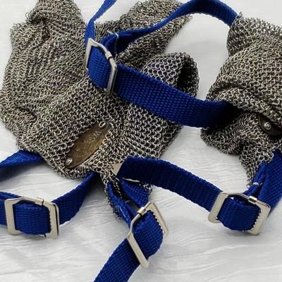 Metal mesh gloves