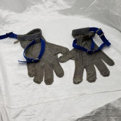 Metal mesh gloves