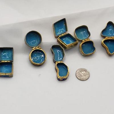 6 Mini Tins