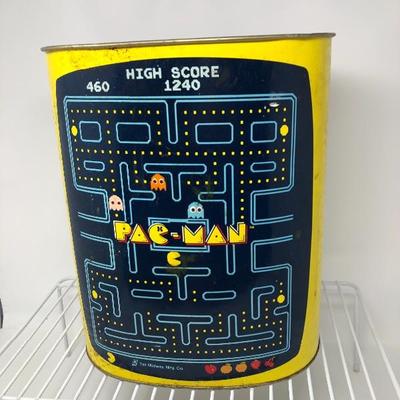 141: PAC-MAN Metal 1980 Trash Can 