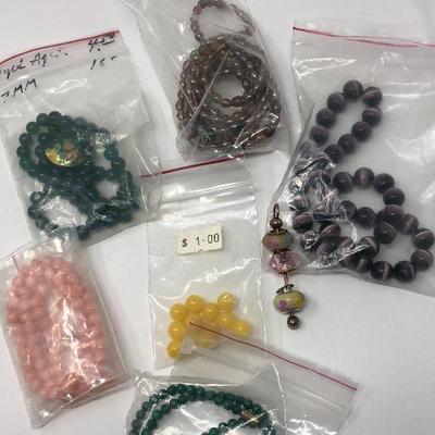 082:  Loads and Loads of Beads for Jewelry Making