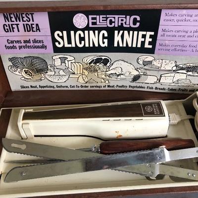 122:  Toaster, Mini Crock, Foreman Grill, Electric Knife, Hand Mixer