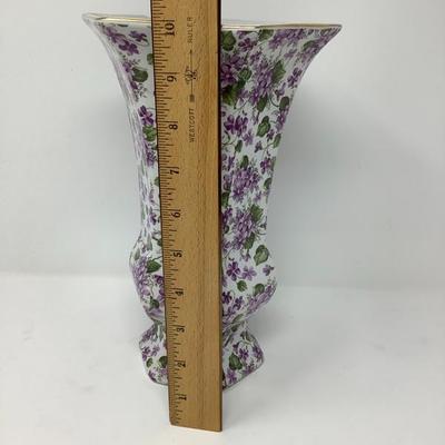 028:  Mantle Clock and Assortment of Pretty Floral Items