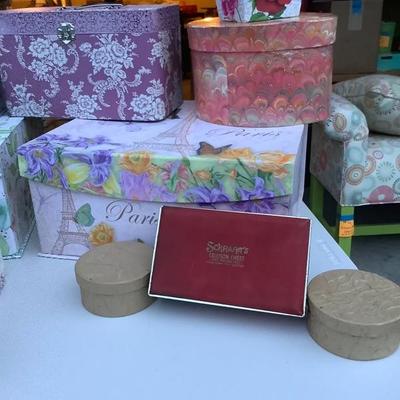 025:  Decorative Boxes