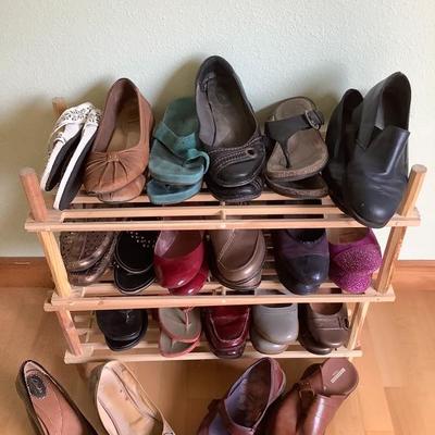 104: Womenâ€™s Shoes Sizes 8 and 8-1/2
