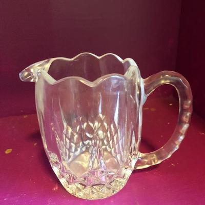 126:   Vintage Lit Crystal and Glass Collectibles 