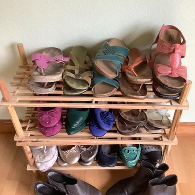 102: Womenâ€™s Shoes Sizes 8 to 8-1/2