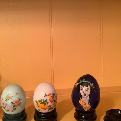 214:  Assorted Asian Decor