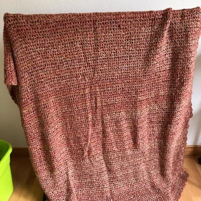 095:  More Beautiful Crocheted Finished Blankets 
