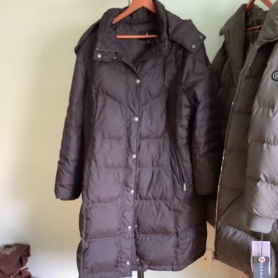 115: Womenâ€™s Winter Coats and Rain Coats
