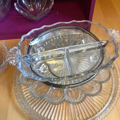 126:   Vintage Lit Crystal and Glass Collectibles 