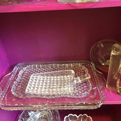 126:   Vintage Lit Crystal and Glass Collectibles 