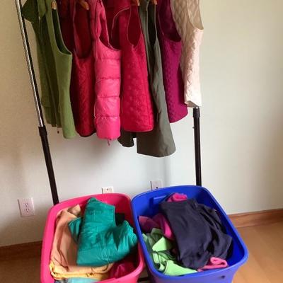 206: Huge Lot Womenâ€™s Vests