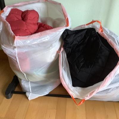 204: Large Lot of Womanâ€™s Vests