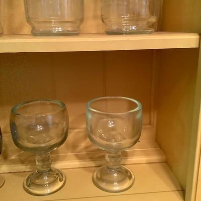 207: Assorted Glassware