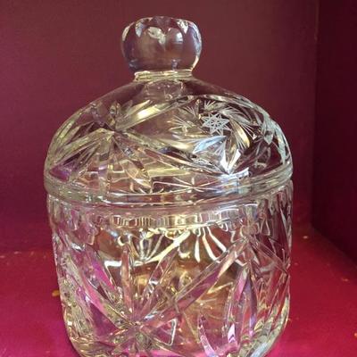 126:   Vintage Lit Crystal and Glass Collectibles 