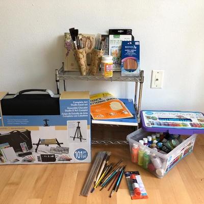 096:  Artists Loft Painting Kit, Paint Brushes and Art Supplies
