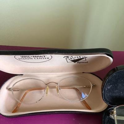 205: Variety of Eye Glasses